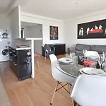 1-Br Apartment Sea View Steps From Beaches
