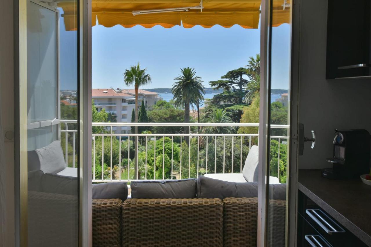Appartement Face A La Moderne Terrasse Proche Plages